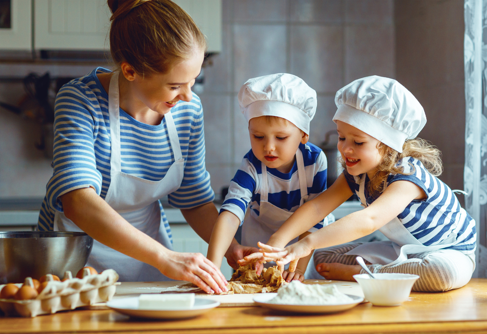 toddler playdate ideas baking park making a fort